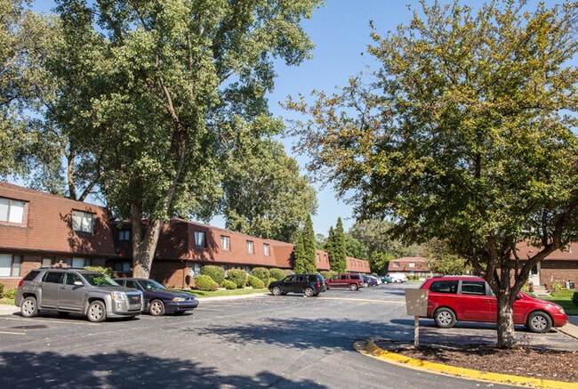 Cherry Hill Apartment Homes