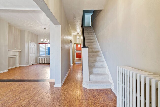 Photo - Beautiful 4 Bedroom House In Troy Hill.  Available May 10th.