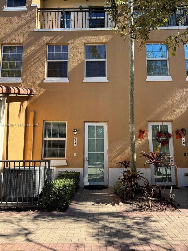 Photo - 917 SW 147th Ave Unit 2006