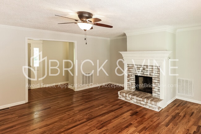 Photo - 6425 Woodberry Ln