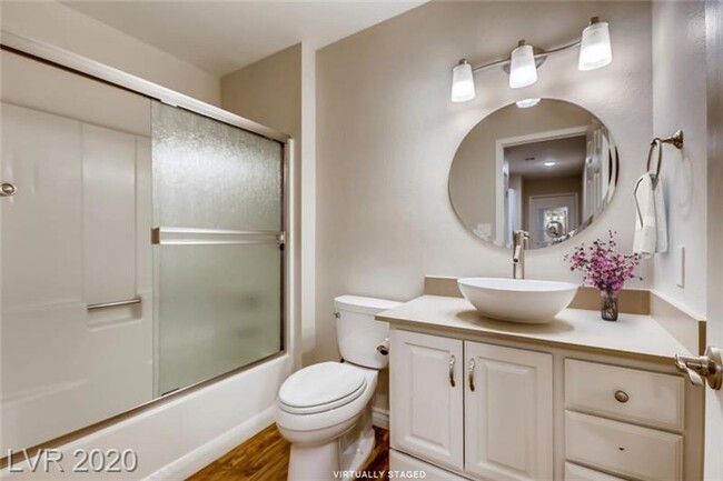 BEAUTIFUL RENOVATED 3BEDROOM HOME IN 89103... - BEAUTIFUL RENOVATED 3BEDROOM HOME IN 89103...