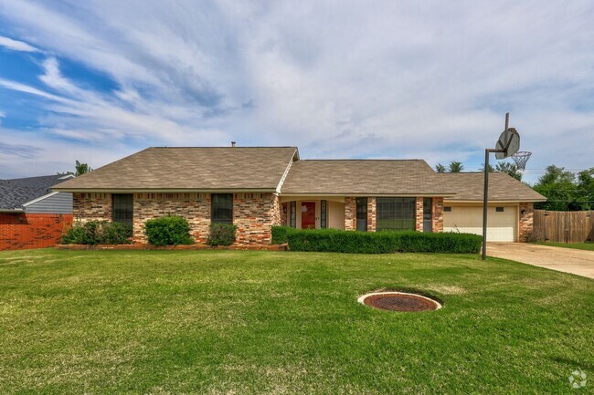 Building Photo - 1907 E Einsley Mustang Oklahoma Rental