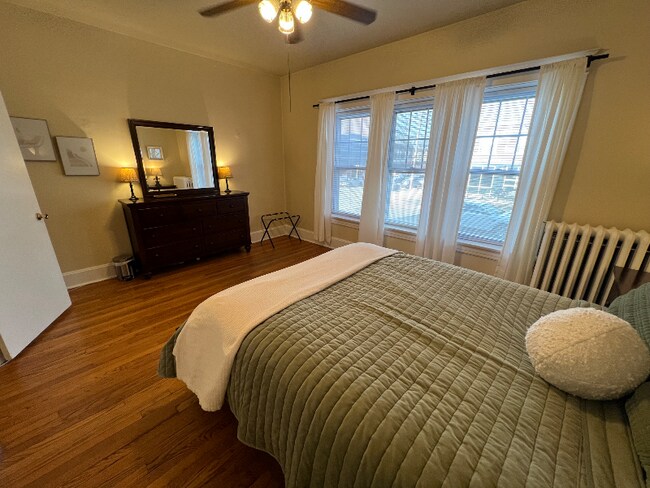 Photo - 5354 Murdoch Ave Unidad M1