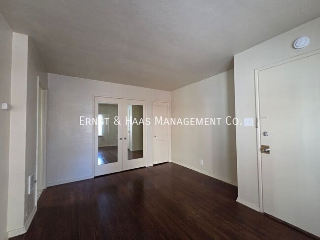Photo - 25 Argonne Ave