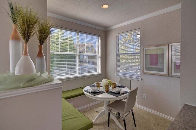 Lakepointe Residences