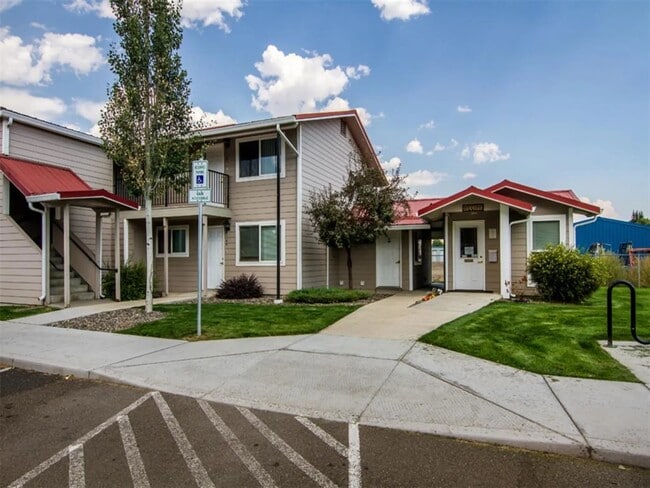 Photo - 607 SW 2nd St