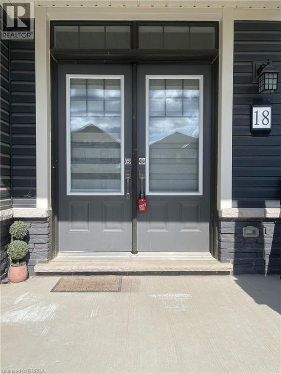 Photo - 18 McLaren Ave