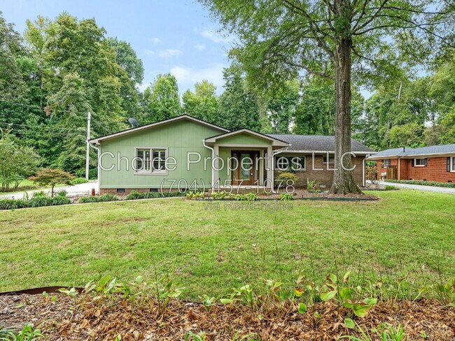 Building Photo - 1174 Robinhood Cir