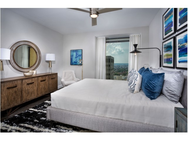 Grand bedroom