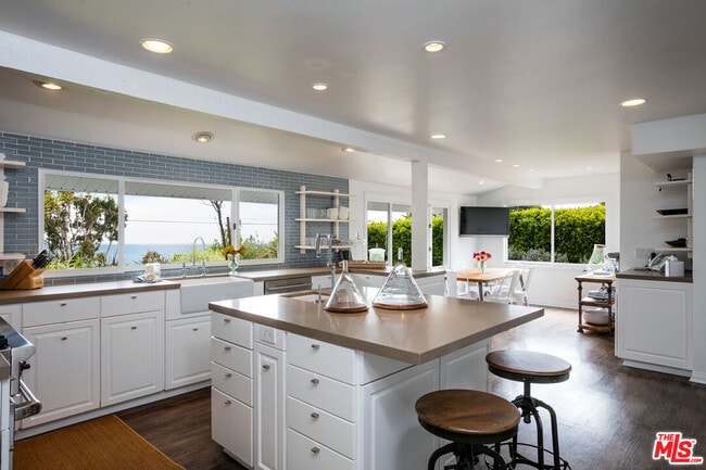 Photo - 29225 Cliffside Dr