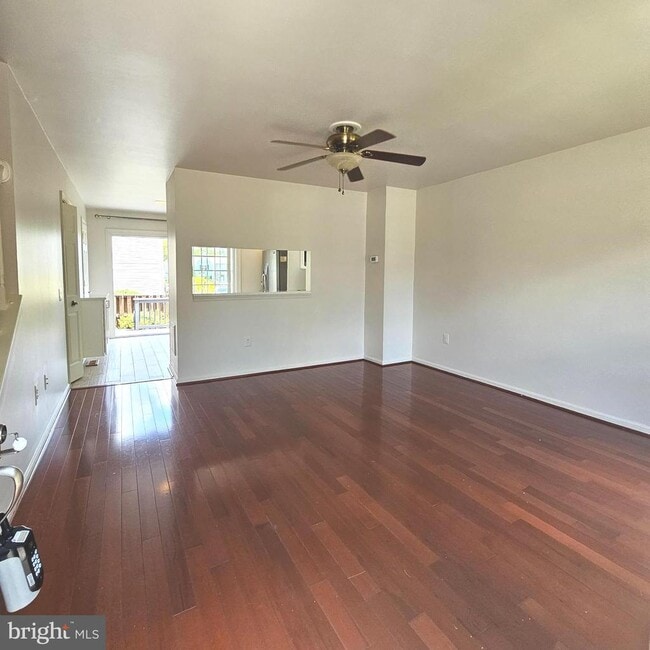 Photo - 6552 Old Carriage Ln