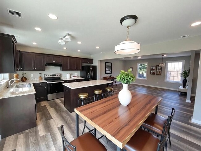 Photo - 251 McCaskey Avenue