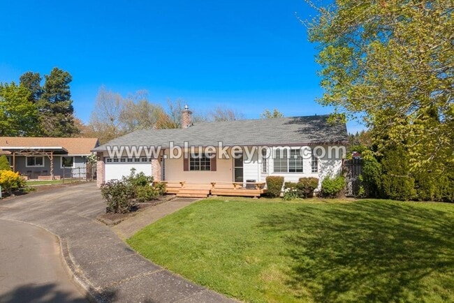 7849 SW Champion Ct