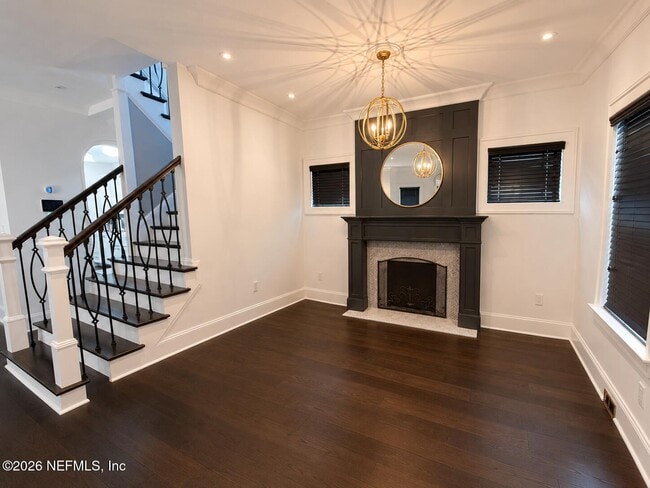 Photo - 1544 N Laura St
