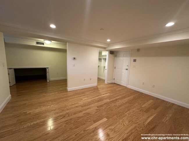 Photo - bedroom in Cambridge MA 02138