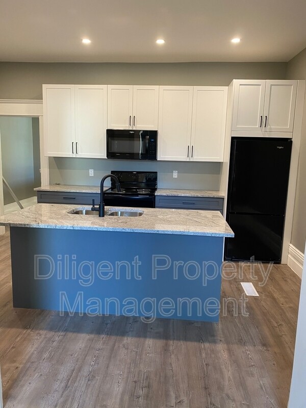 Photo - 203 Rubidge St