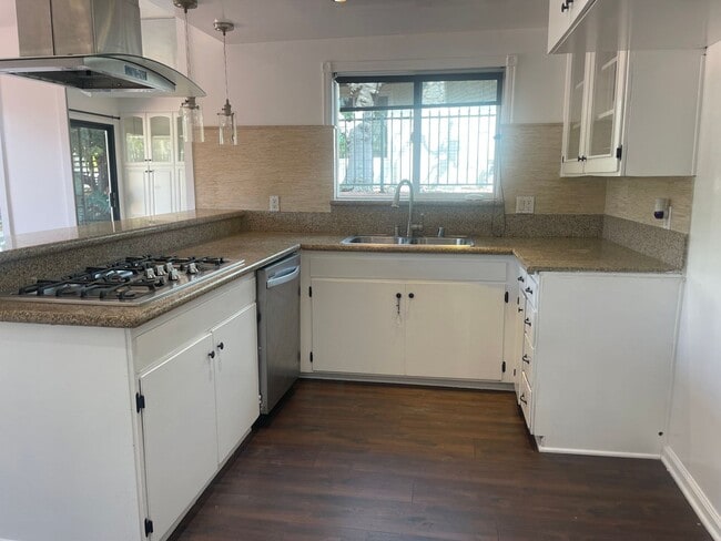 Photo - Stunning 3b/2b home with views of the golf course