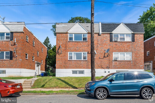 Building Photo - 8204 Ditman St Unit Holmesburgh Apartment