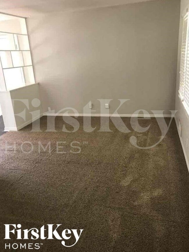 Photo - 5436 Woodson Rd