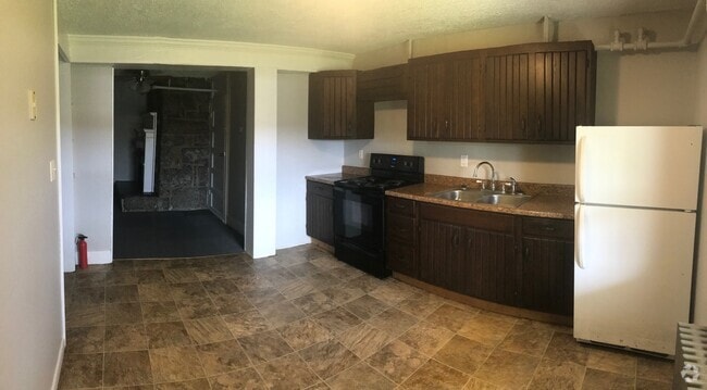 Building Photo - 143 Washington St Unit C Rental