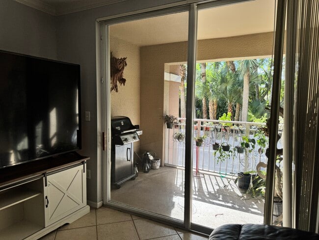 Photo - 6556 Emerald Dunes Dr Unidad 205