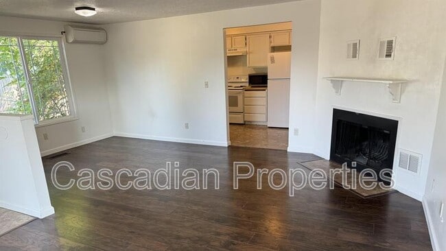 Photo - 1565 Fircrest Ct SE