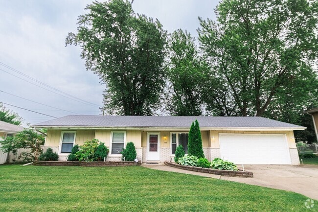 Building Photo - 3 bed 2 bath Home in Merrillville