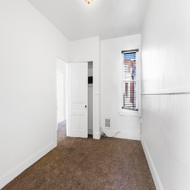 Photo - 539 Fernon St