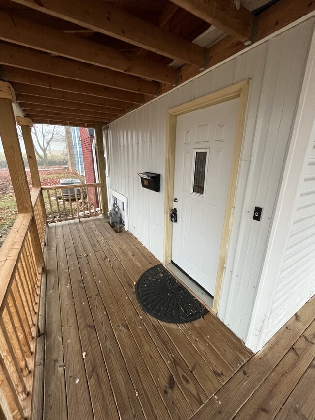 Photo - 1910 Hst W 10th St