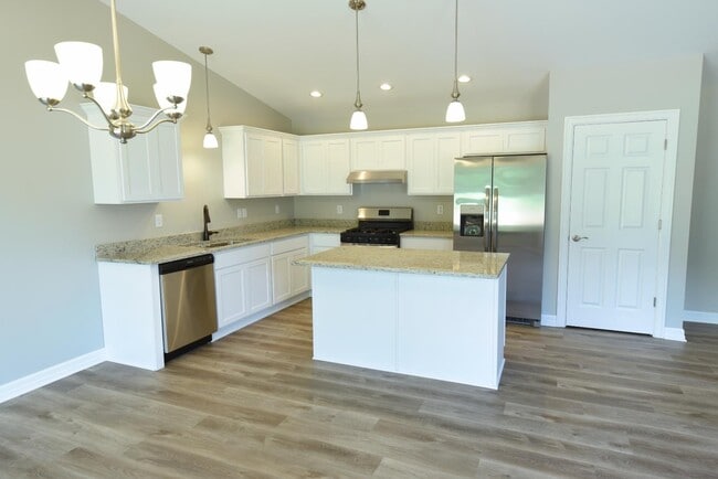 Photo - 1750 Meadowlark Ln