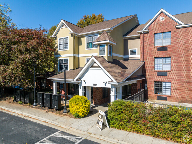 Building Photo - Flats at 87Ten Rental