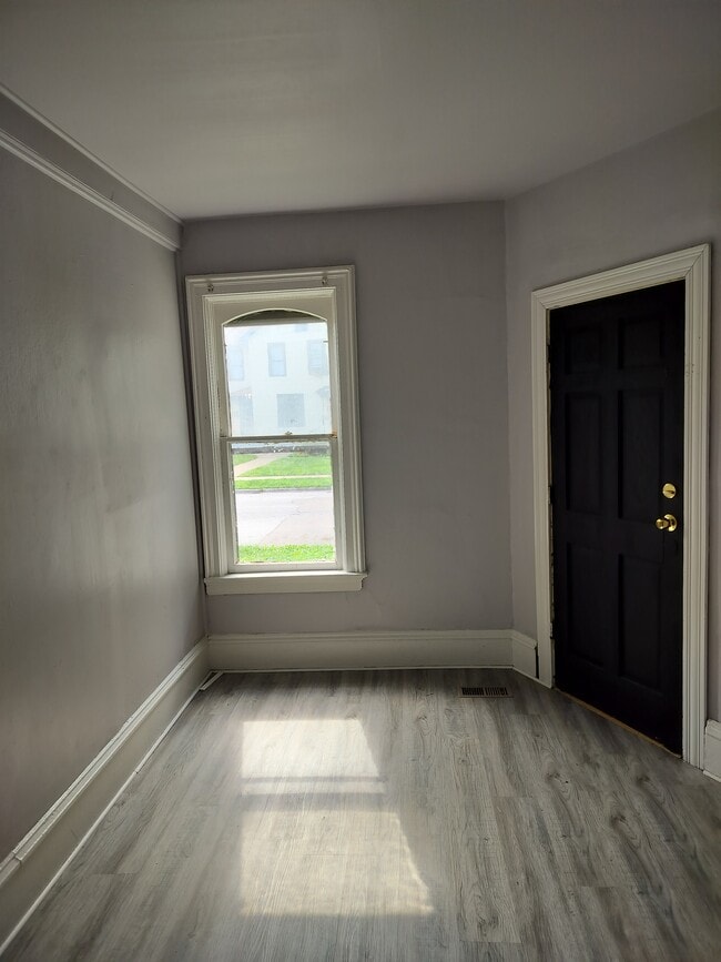 111 Blackhawk St Unit 111 Blackhawk Downstairs Unit