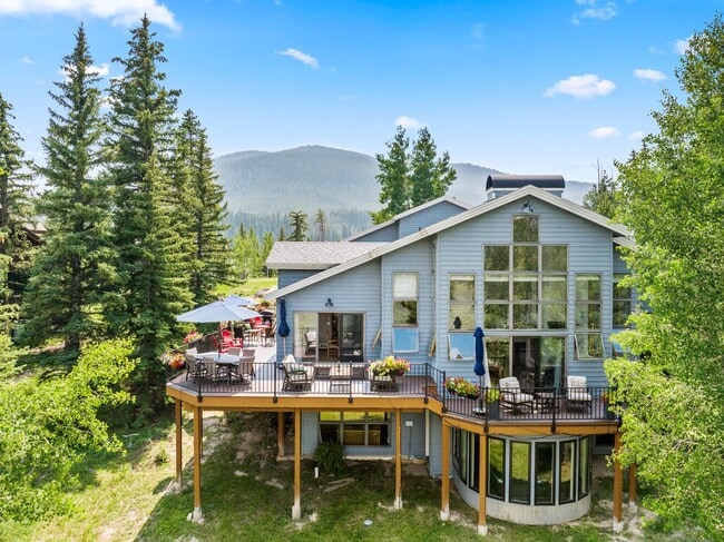 1107 Penstemon Rd