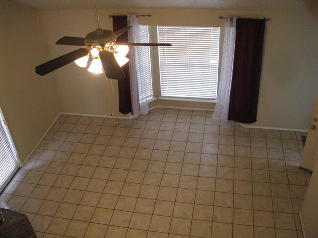 Photo - 1431 Windmill Ln