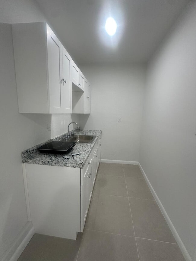 14321 SW 75th Ct Unit Residential standalone house - studio