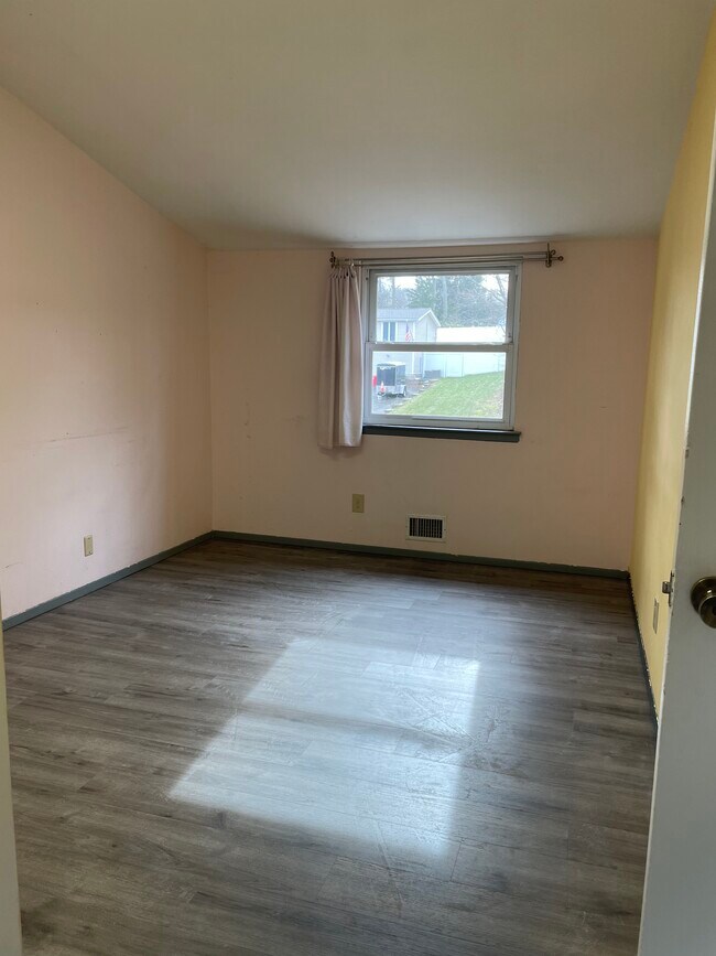 Photo - 9 Woodchuck Ln