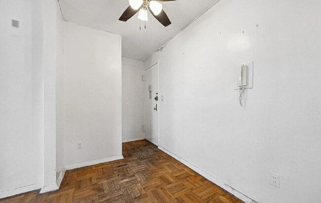 Photo - 3131 Grand Concourse