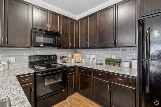 2BR, 2BA - 1,392SF - Kitchen
