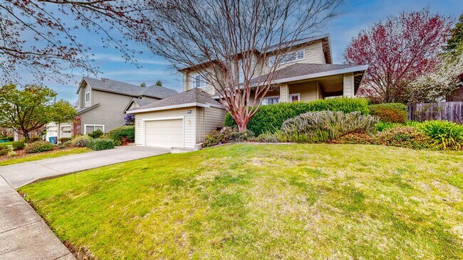 Photo - Desirable Skyhawk 3 bedroom Tri-Level Single Family