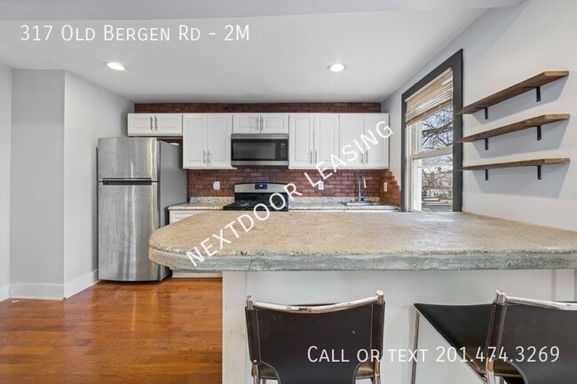 Building Photo - 317 Old Bergen Rd Unit 2M