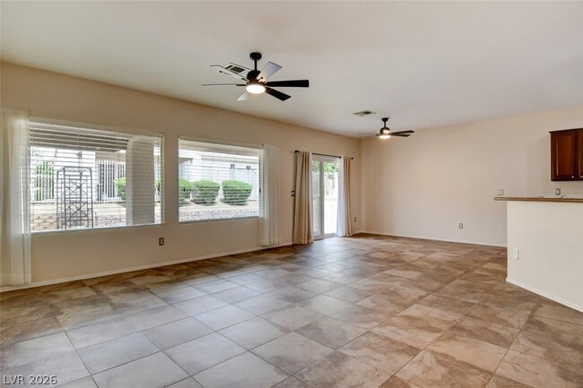 Photo - 7417 Widewing Dr