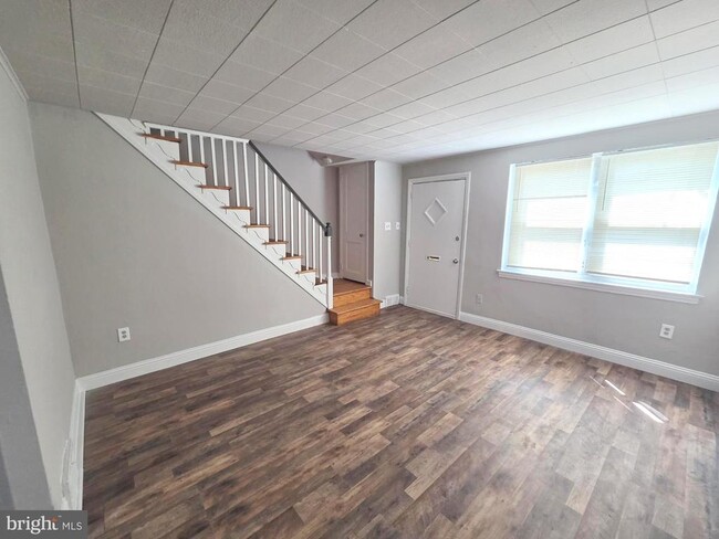 Building Photo - 6653 Perry Ave