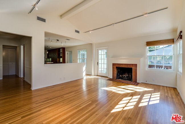 Photo - 1616 Ashland Ave