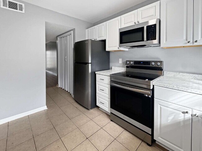 Photo - Recently Renovated Condo in Lake Lanier Community Unit D