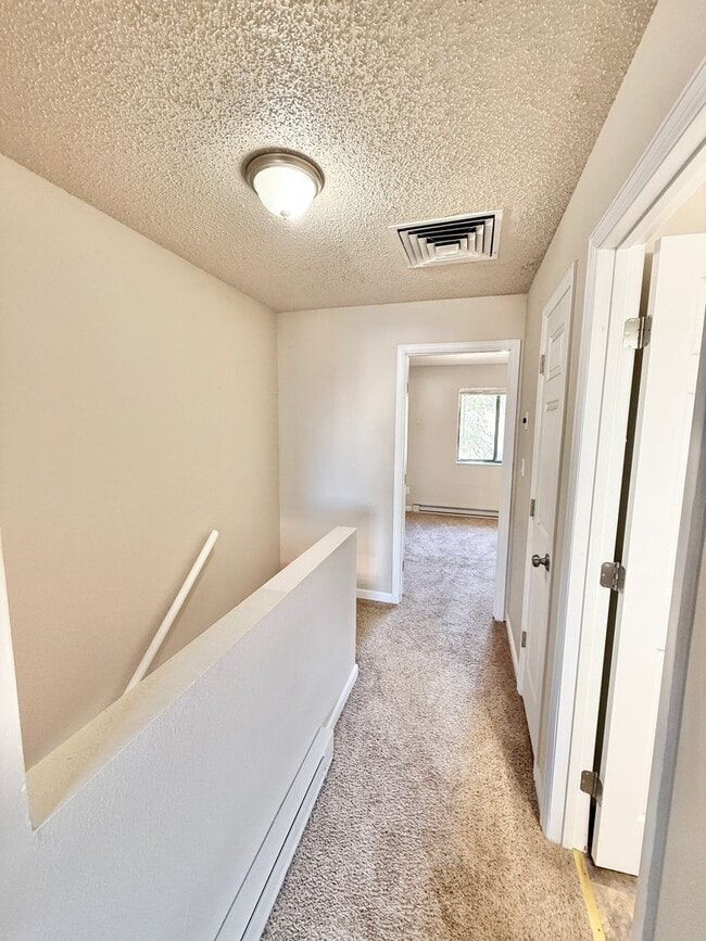 Photo - 49 Royal Crest Dr Unit B