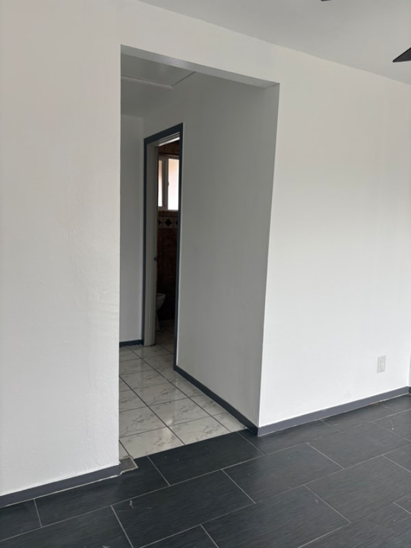 Photo - 1246 E Belmont Ave Unit 1