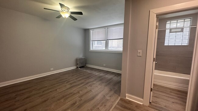 Photo - 6948 N Ashland Blvd Unidad #G