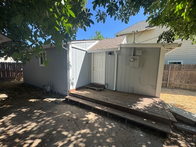 Photo - 1 Bedroom 1 Bath Home with a Large Outdoor...