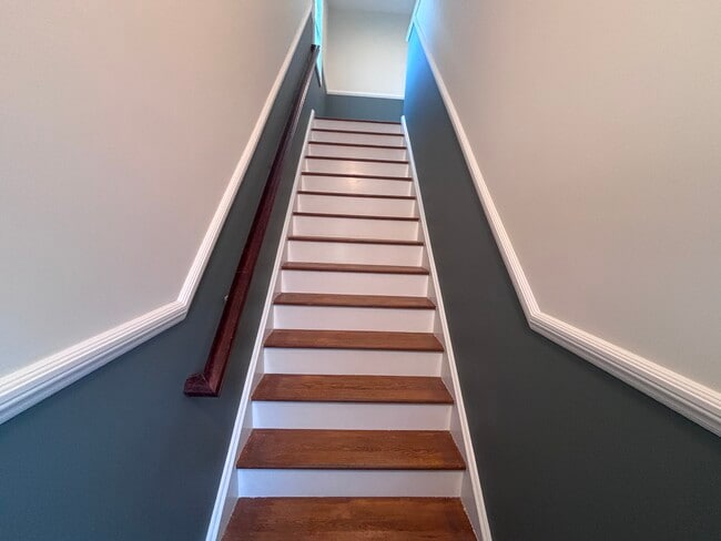 Photo - 101 Ponus Ave Unit 2