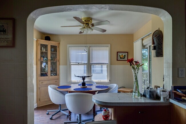 Photo - Jager Saratoga Unit Saratoga Low